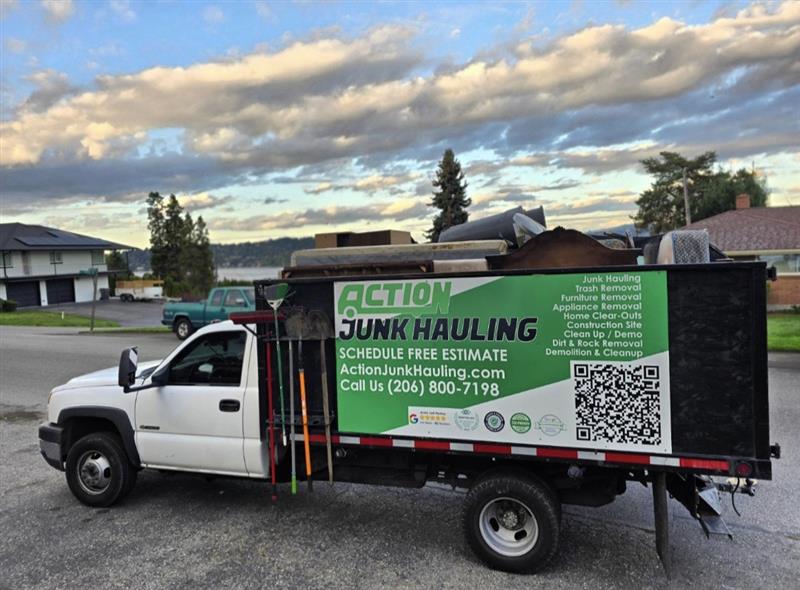 Clean Up Construction Debris Quickly with Reliable Junk Removal Services